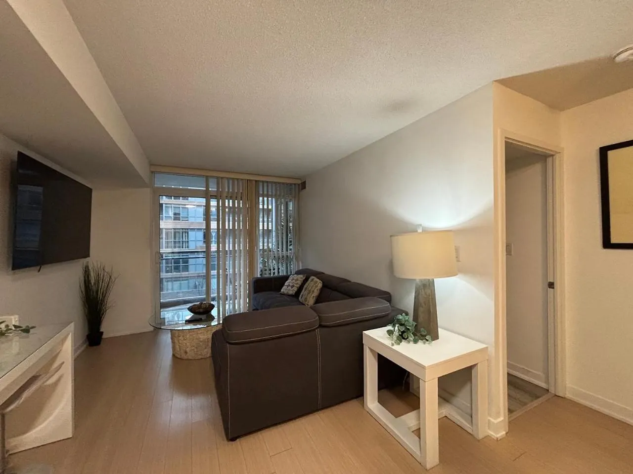 Comfy 1Bdrm Plus Den 3 Real Beds トロント カナダ