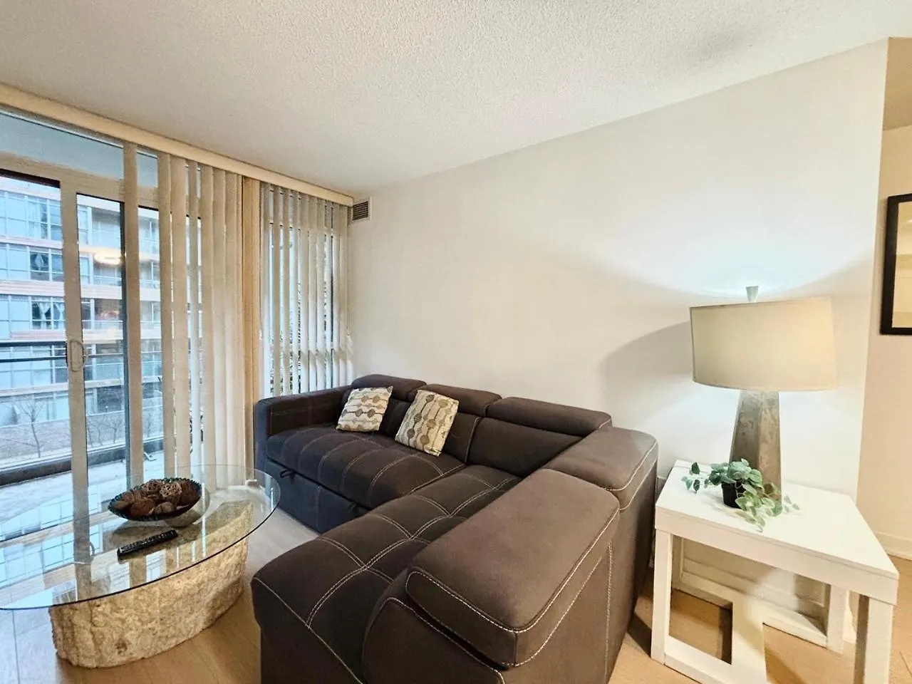 Comfy 1Bdrm Plus Den 3 Real Beds トロント